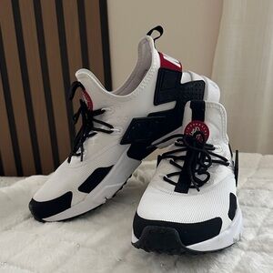 White and Black Athletic Sneakers Nike Huarache